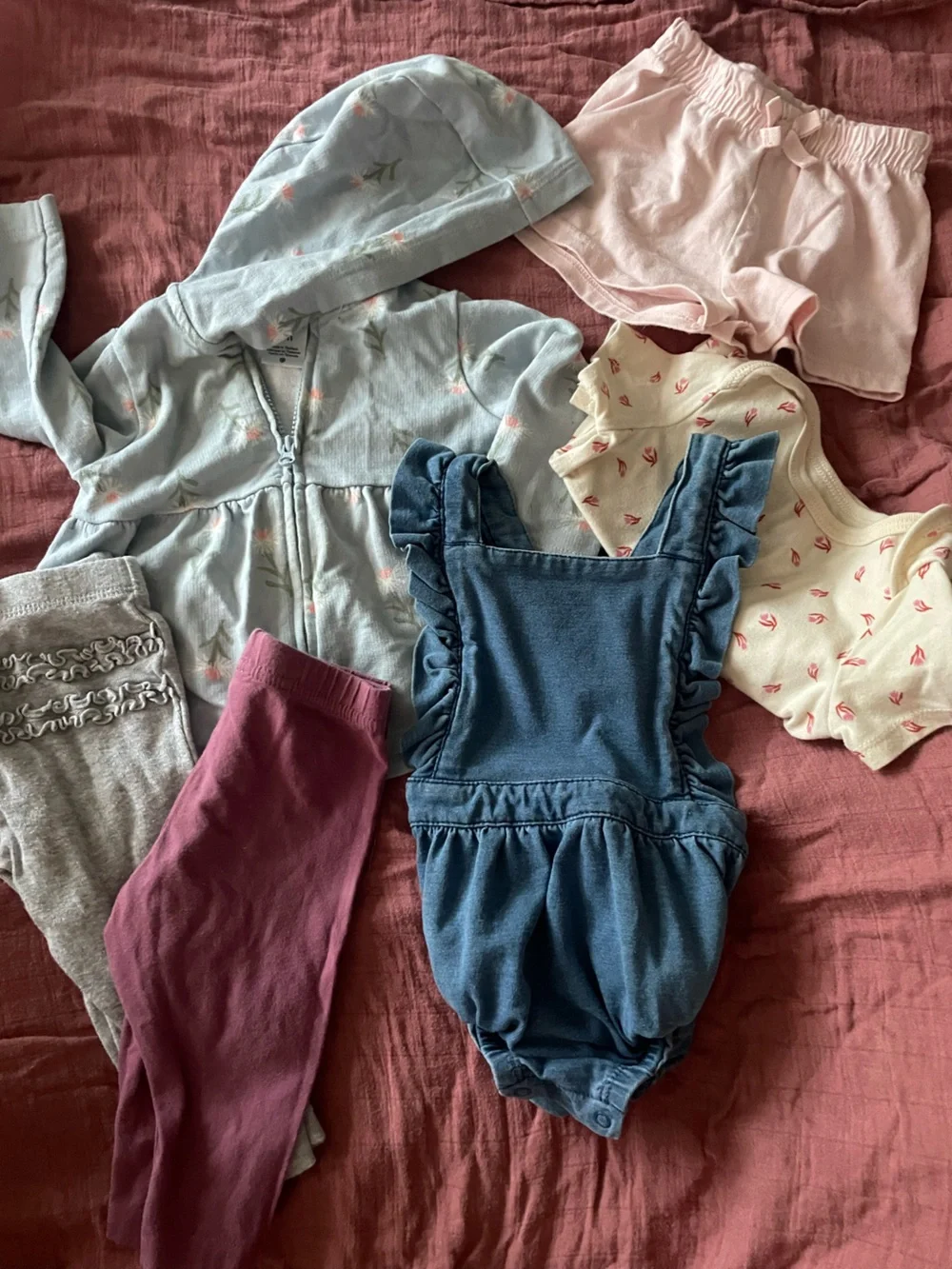 14+ piece Baby Girls Clothing Bundle - 6-9 months